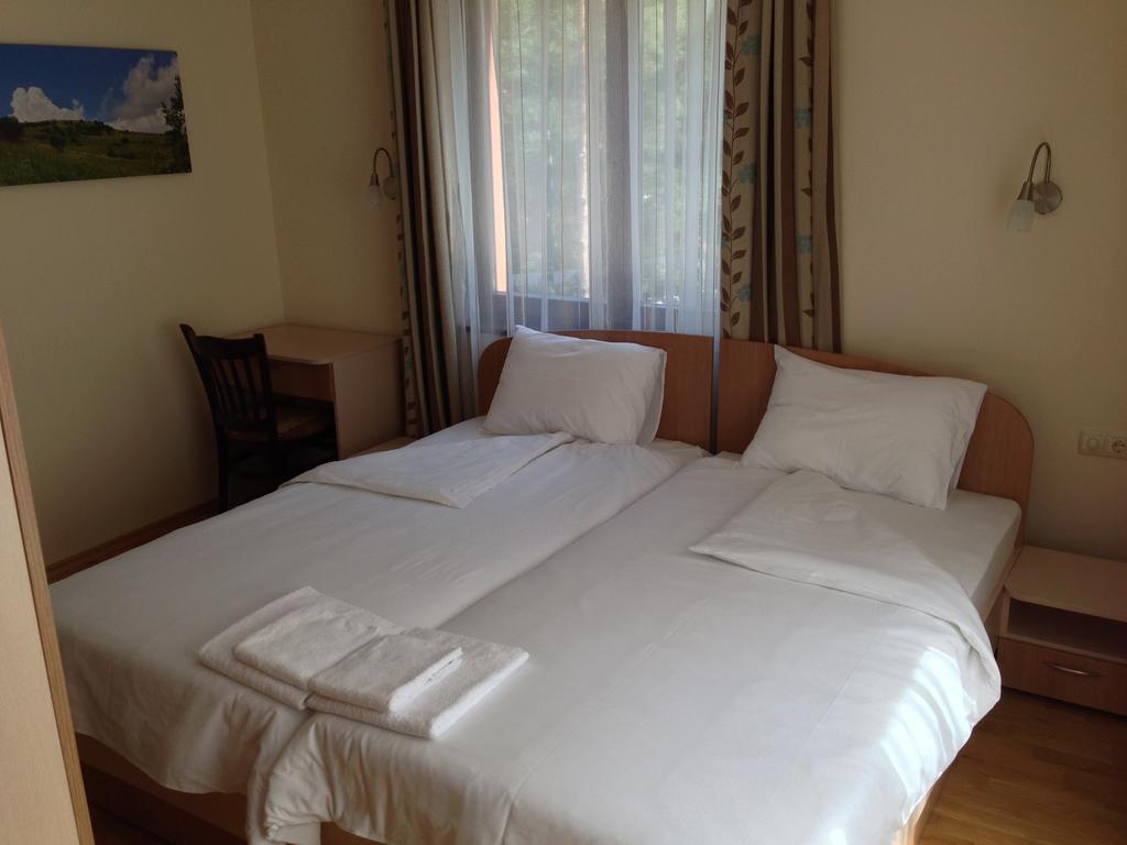 Mala Planina Guest House Iskrets Ruang foto