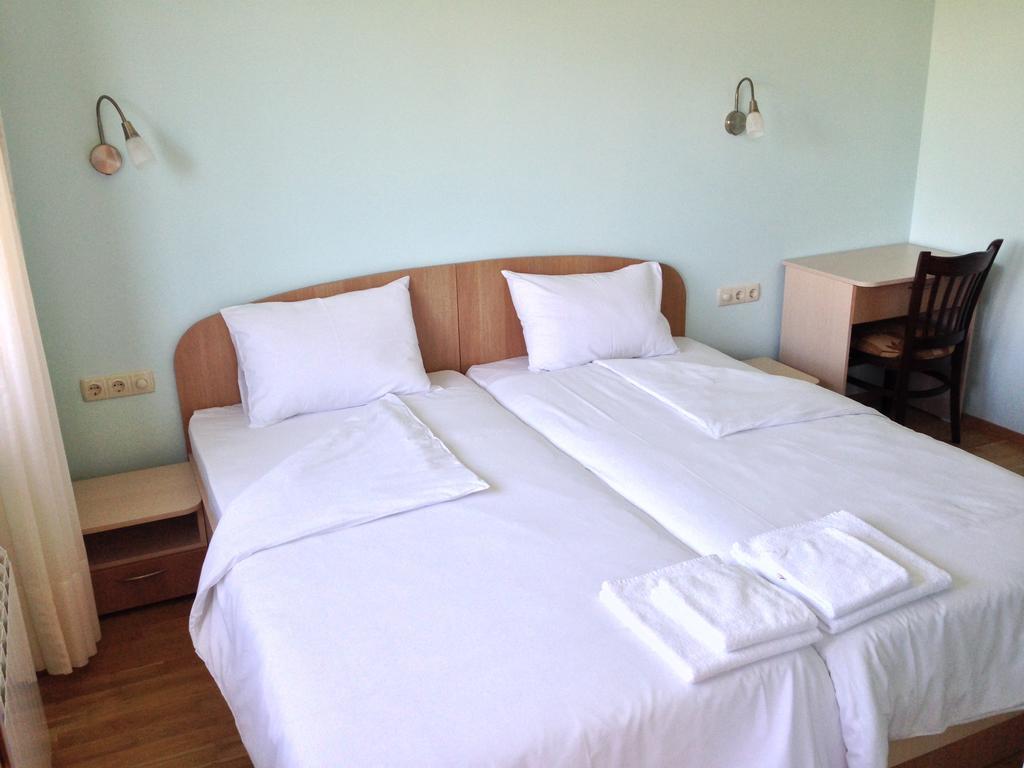 Mala Planina Guest House Iskrets Ruang foto