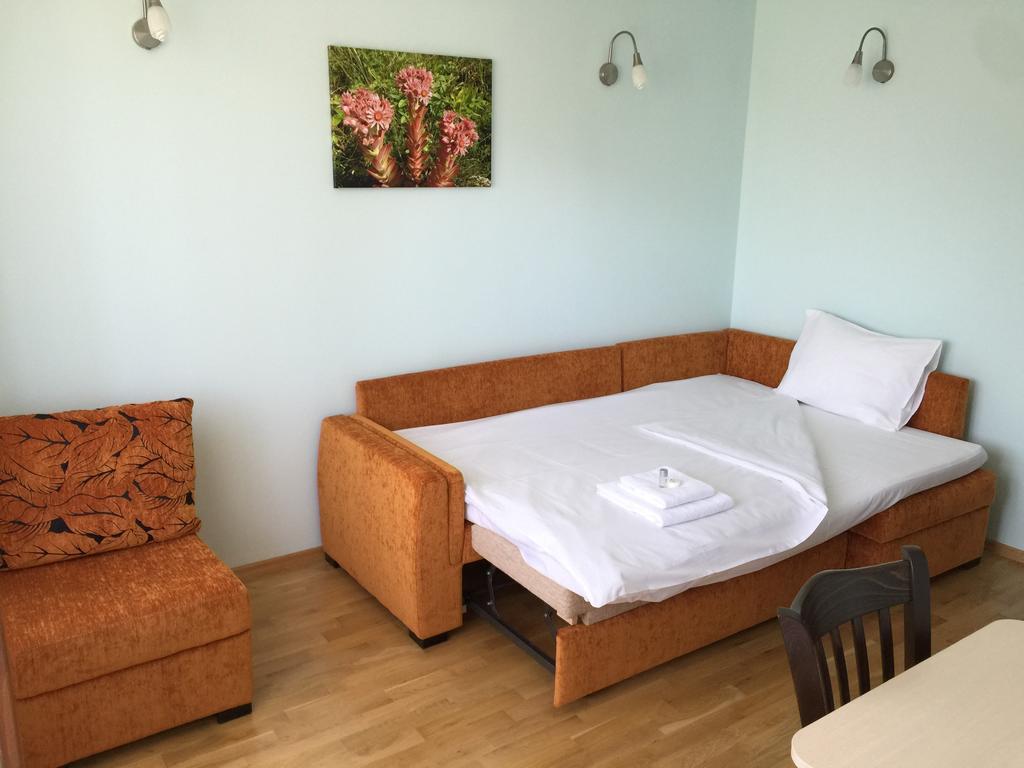 Mala Planina Guest House Iskrets Bagian luar foto