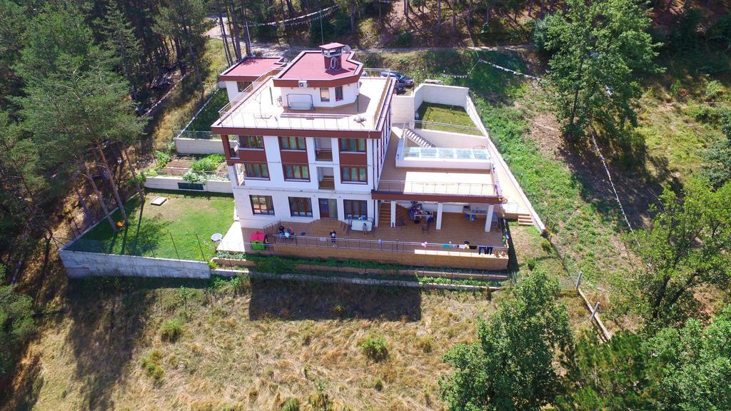 Mala Planina Guest House Iskrets Bagian luar foto