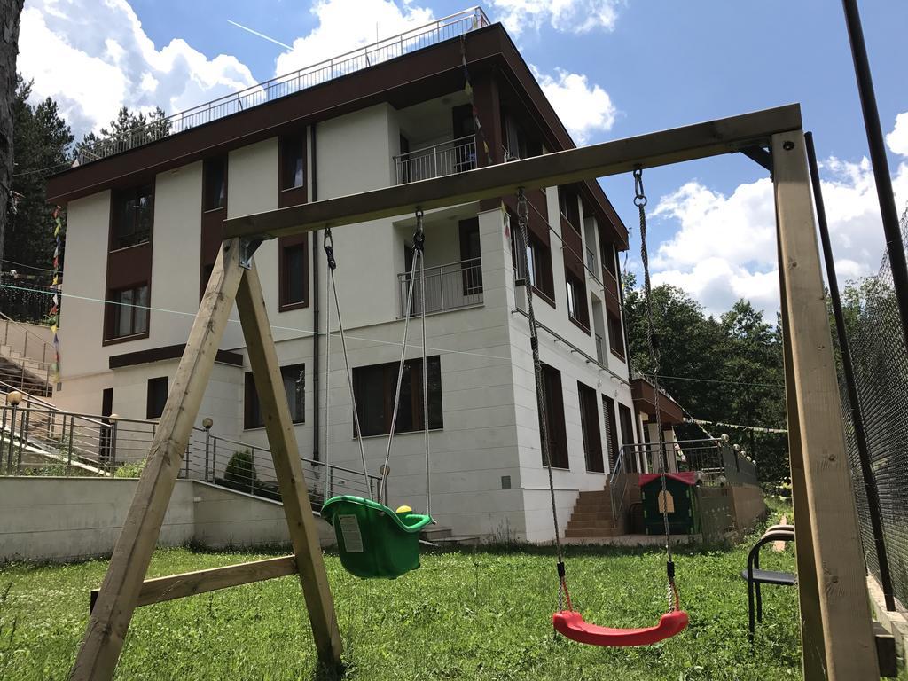 Mala Planina Guest House Iskrets Bagian luar foto