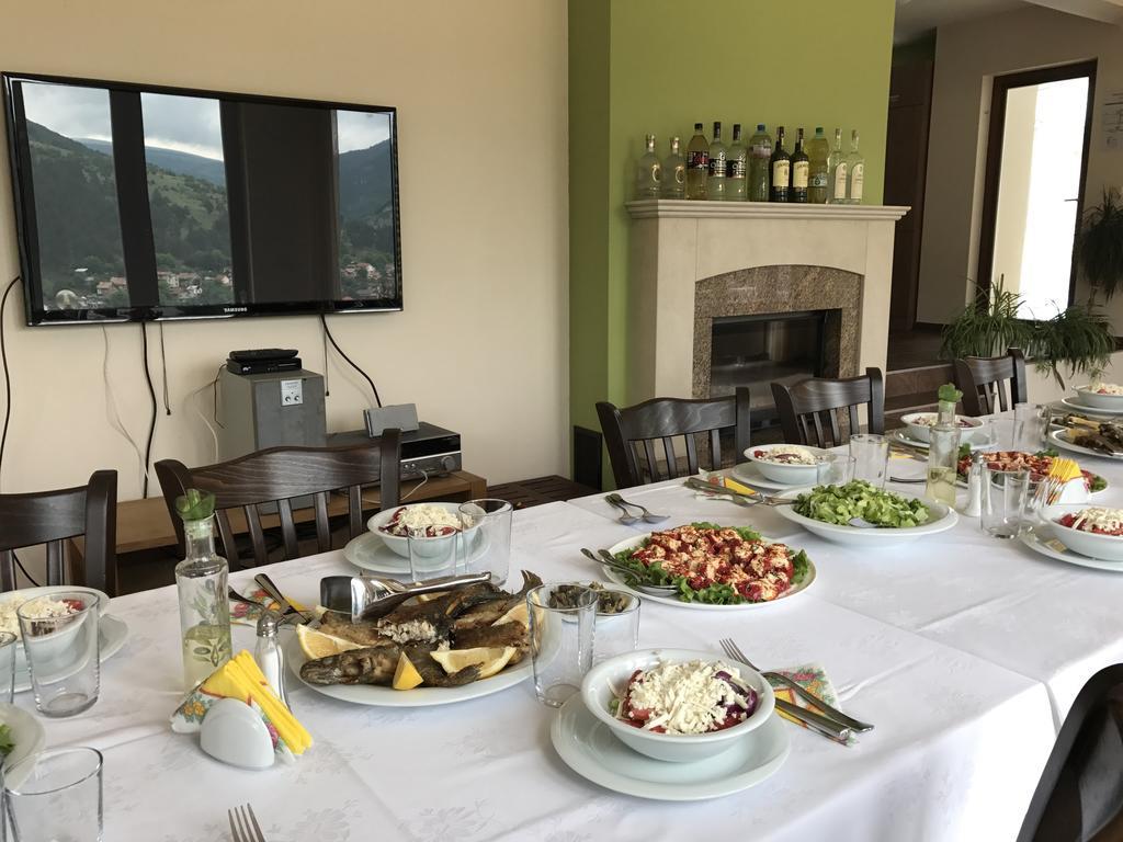 Mala Planina Guest House Iskrets Bagian luar foto